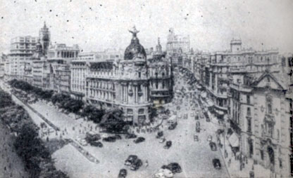 Мадрид. Перекрёсток улиц Алькала (слева) Антонио (справа)