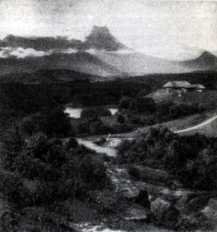 Массив Кинабалу на острове Калимантан