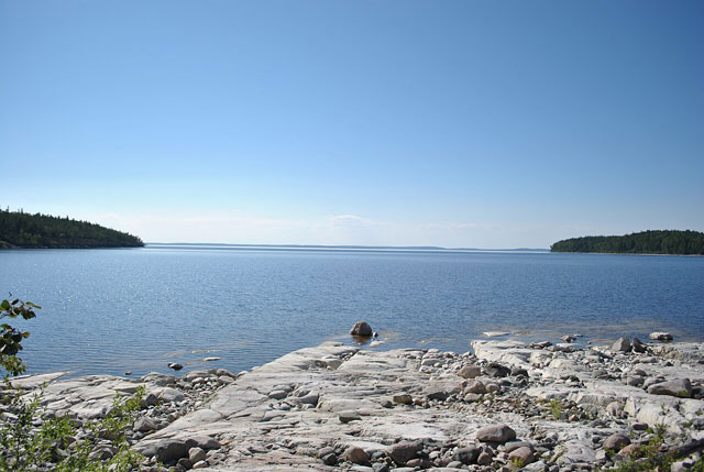  - https://upload.wikimedia.org/wikipedia/commons/thumb/2/29/?-__-_panoramio_%281%29.jpg/1024px-?-__-_panoramio_%281%29.jpg