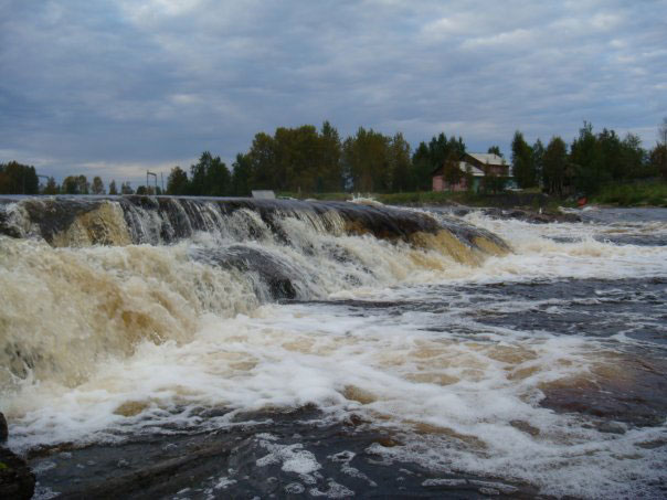  - https://upload.wikimedia.org/wikipedia/commons/4/44/Vyg_River.jpg